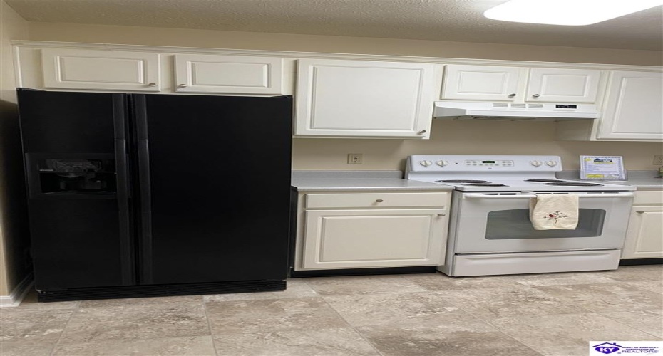 Amanda Jo Drive, Elizabethtown, Kentucky 42701, ,2 BathroomsBathrooms,For Sale,Amanda Jo Drive,HK24004324