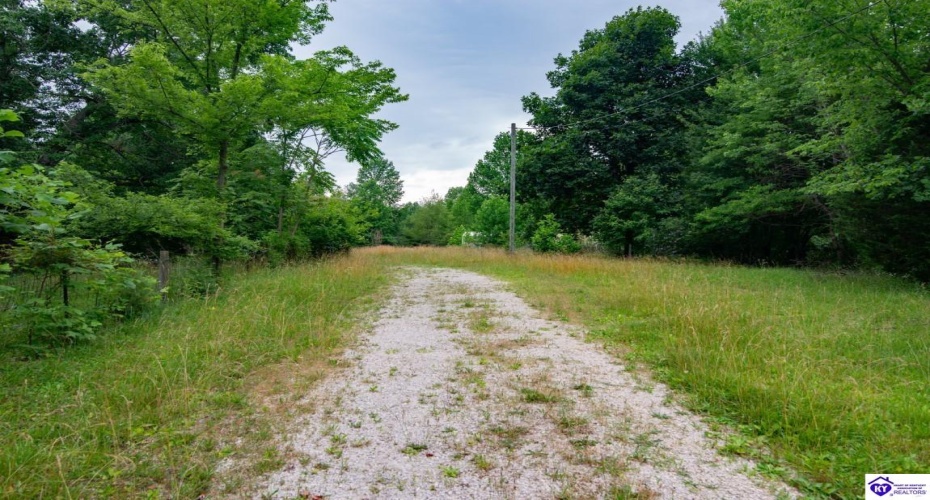 Dixie Highway, Glendale, Kentucky 42740, ,For Sale,Dixie Highway,HK24004328