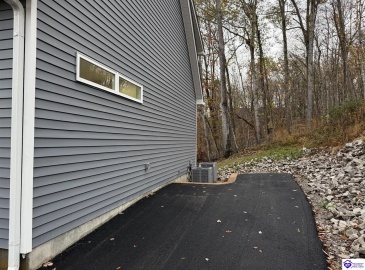 Moutardier Bay Ct, Leitchfield, Kentucky 42754, ,4 BathroomsBathrooms,For Sale,Moutardier Bay Ct,HK24004329