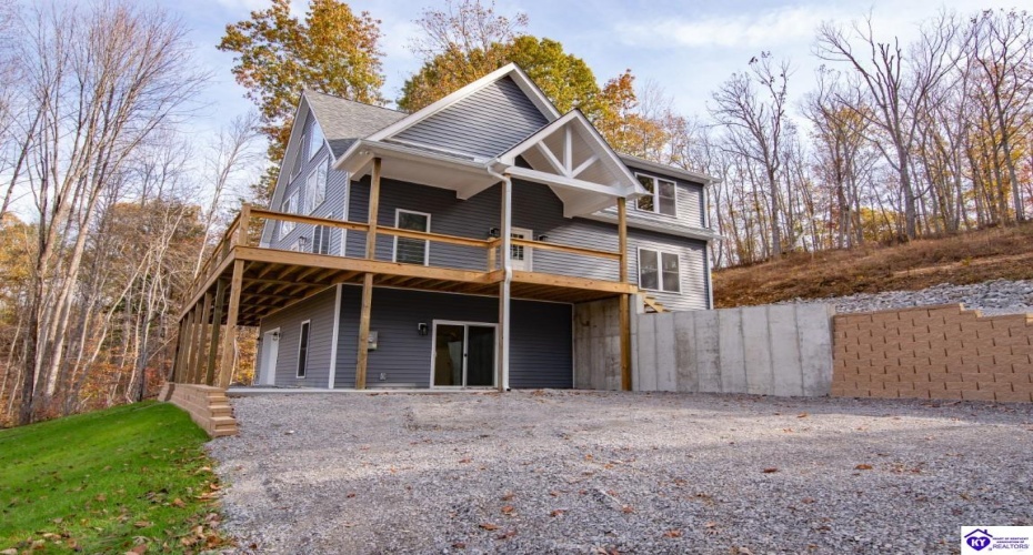 Moutardier Bay Ct, Leitchfield, Kentucky 42754, ,4 BathroomsBathrooms,For Sale,Moutardier Bay Ct,HK24004329