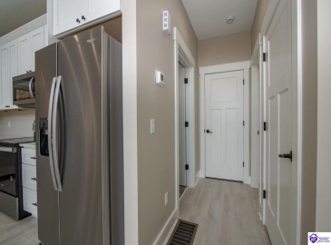 Moutardier Bay Ct, Leitchfield, Kentucky 42754, ,4 BathroomsBathrooms,For Sale,Moutardier Bay Ct,HK24004329