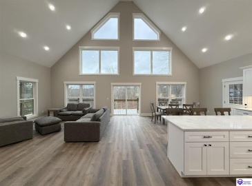 Moutardier Bay Ct, Leitchfield, Kentucky 42754, ,4 BathroomsBathrooms,For Sale,Moutardier Bay Ct,HK24004329