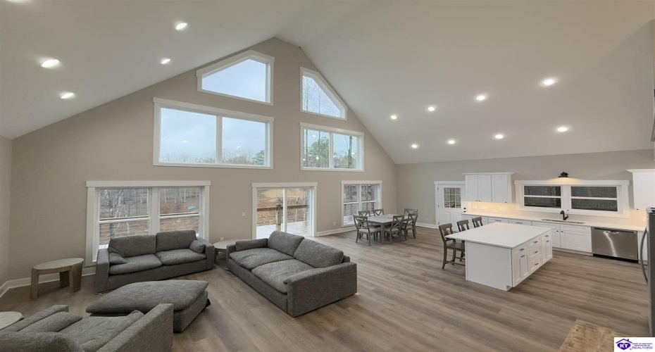 Moutardier Bay Ct, Leitchfield, Kentucky 42754, ,4 BathroomsBathrooms,For Sale,Moutardier Bay Ct,HK24004329