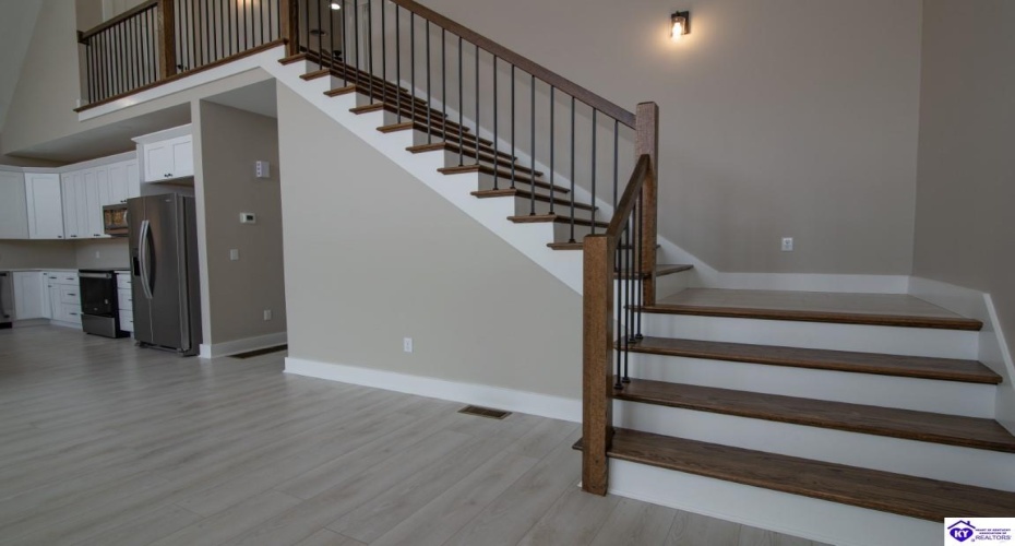 Moutardier Bay Ct, Leitchfield, Kentucky 42754, ,4 BathroomsBathrooms,For Sale,Moutardier Bay Ct,HK24004329