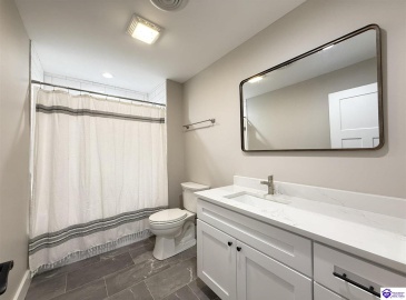 Moutardier Bay Ct, Leitchfield, Kentucky 42754, ,4 BathroomsBathrooms,For Sale,Moutardier Bay Ct,HK24004329