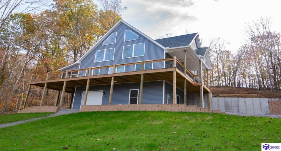 Moutardier Bay Ct, Leitchfield, Kentucky 42754, ,4 BathroomsBathrooms,For Sale,Moutardier Bay Ct,HK24004329