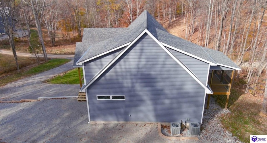 Moutardier Bay Ct, Leitchfield, Kentucky 42754, ,4 BathroomsBathrooms,For Sale,Moutardier Bay Ct,HK24004329