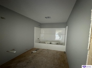 Dixie Highway, Sonora, Kentucky 42776, ,2 BathroomsBathrooms,For Sale,Dixie Highway,HK24004330