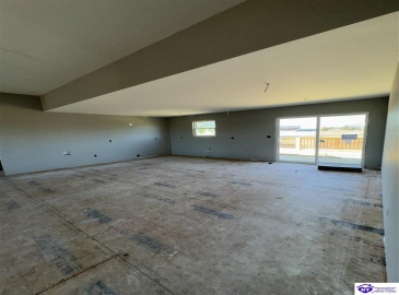 Dixie Highway, Sonora, Kentucky 42776, ,2 BathroomsBathrooms,For Sale,Dixie Highway,HK24004330