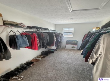 Johnson Ridge Rd, Louisville, Kentucky 40245, ,3 BathroomsBathrooms,For Sale,Johnson Ridge Rd,HK24004337