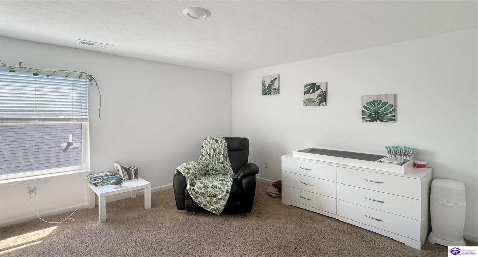 Johnson Ridge Rd, Louisville, Kentucky 40245, ,3 BathroomsBathrooms,For Sale,Johnson Ridge Rd,HK24004337