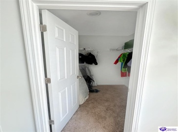 Johnson Ridge Rd, Louisville, Kentucky 40245, ,3 BathroomsBathrooms,For Sale,Johnson Ridge Rd,HK24004337