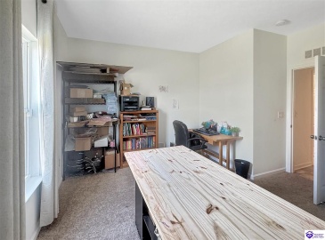 Johnson Ridge Rd, Louisville, Kentucky 40245, ,3 BathroomsBathrooms,For Sale,Johnson Ridge Rd,HK24004337