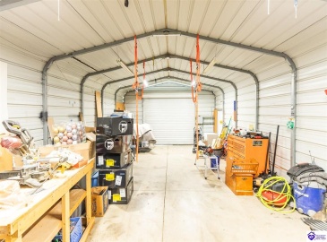 College Street, Hodgenville, Kentucky 42748, ,2 BathroomsBathrooms,For Sale,College Street,HK24003652