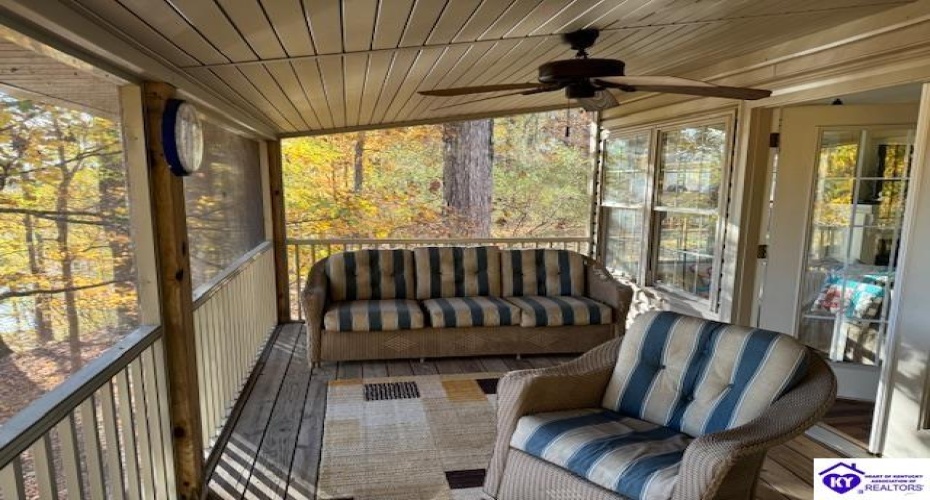 Spring Shores Lane, Falls Of Rough, Kentucky 40119, ,4 BathroomsBathrooms,For Sale,Spring Shores Lane,HK24004338