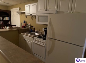 Spring Shores Lane, Falls Of Rough, Kentucky 40119, ,4 BathroomsBathrooms,For Sale,Spring Shores Lane,HK24004338