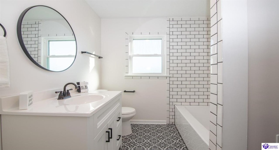 Guston Road, Guston, Kentucky 40142, ,3 BathroomsBathrooms,For Sale,Guston Road,HK24004341