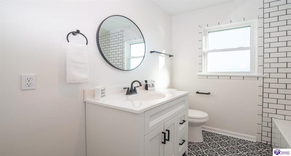 Guston Road, Guston, Kentucky 40142, ,3 BathroomsBathrooms,For Sale,Guston Road,HK24004341