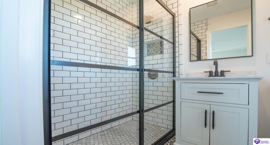 Guston Road, Guston, Kentucky 40142, ,3 BathroomsBathrooms,For Sale,Guston Road,HK24004341