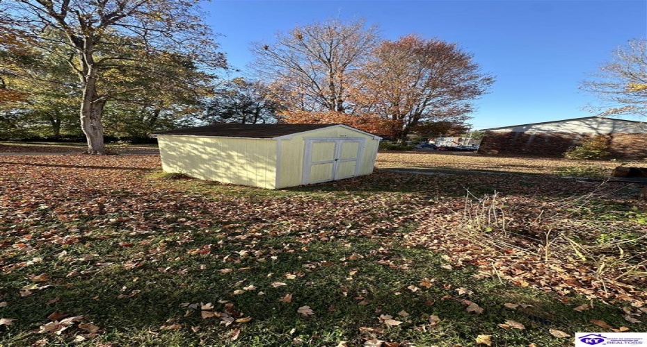 High Street, Hodgenville, Kentucky 42748, ,2 BathroomsBathrooms,For Sale,High Street,HK24004346