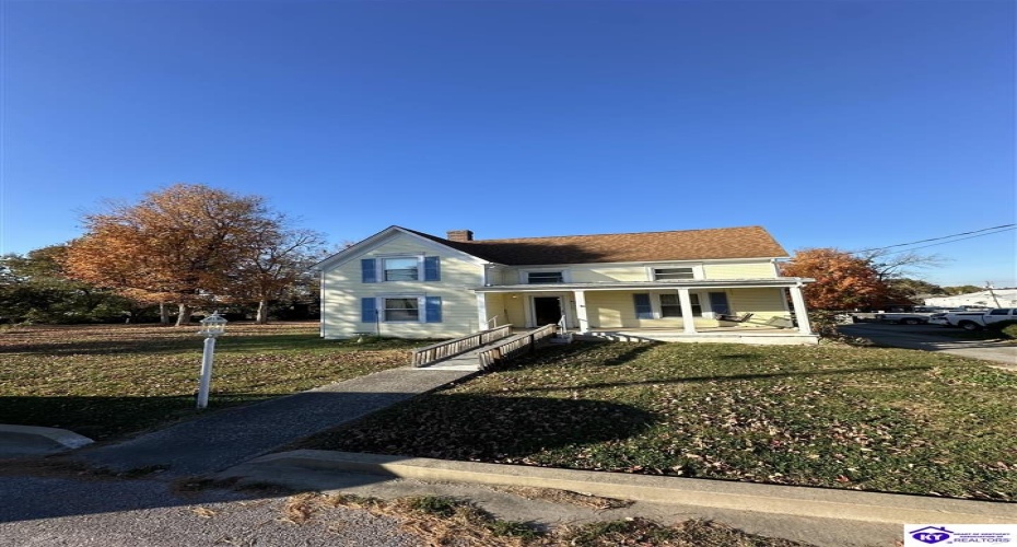 High Street, Hodgenville, Kentucky 42748, ,2 BathroomsBathrooms,For Sale,High Street,HK24004346