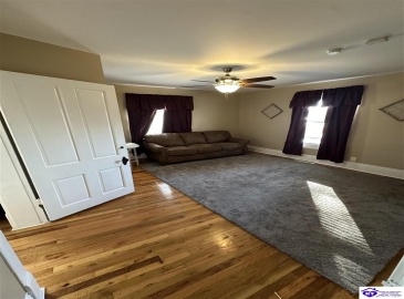 High Street, Hodgenville, Kentucky 42748, ,2 BathroomsBathrooms,For Sale,High Street,HK24004346