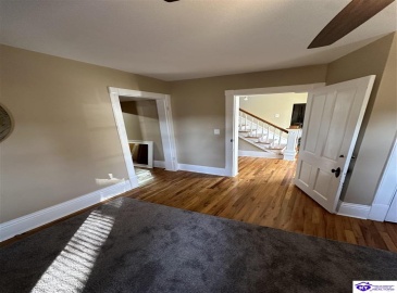 High Street, Hodgenville, Kentucky 42748, ,2 BathroomsBathrooms,For Sale,High Street,HK24004346