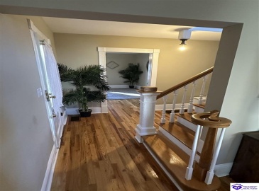 High Street, Hodgenville, Kentucky 42748, ,2 BathroomsBathrooms,For Sale,High Street,HK24004346