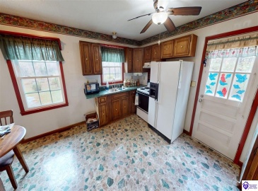 Wildwood Drive, Elizabethtown, Kentucky 42701, ,2 BathroomsBathrooms,For Sale,Wildwood Drive,HK24004347
