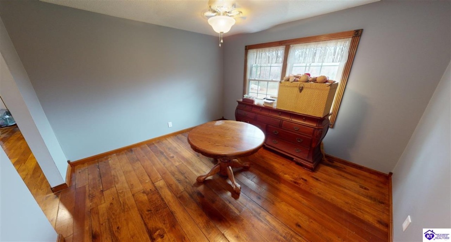 Wildwood Drive, Elizabethtown, Kentucky 42701, ,2 BathroomsBathrooms,For Sale,Wildwood Drive,HK24004347