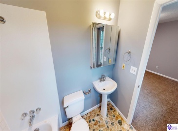 Wildwood Drive, Elizabethtown, Kentucky 42701, ,2 BathroomsBathrooms,For Sale,Wildwood Drive,HK24004347