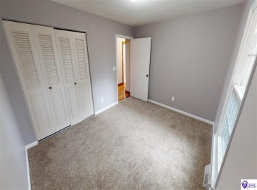 Wildwood Drive, Elizabethtown, Kentucky 42701, ,2 BathroomsBathrooms,For Sale,Wildwood Drive,HK24004347