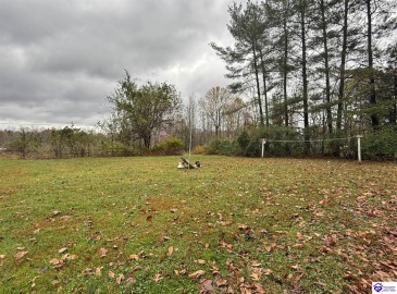 Wildwood Drive, Elizabethtown, Kentucky 42701, ,2 BathroomsBathrooms,For Sale,Wildwood Drive,HK24004347