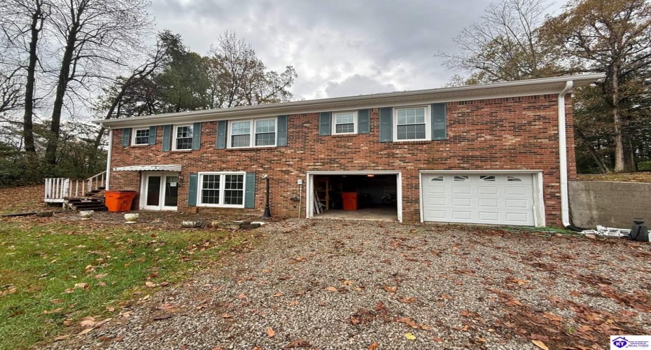 Wildwood Drive, Elizabethtown, Kentucky 42701, ,2 BathroomsBathrooms,For Sale,Wildwood Drive,HK24004347