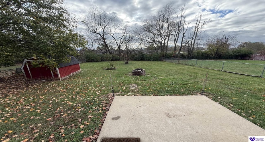 French Street, Elizabethtown, Kentucky 42701, ,1 BathroomBathrooms,For Sale,French Street,HK24004349