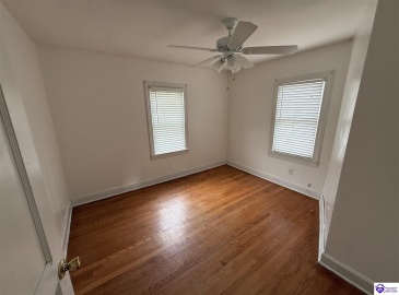 French Street, Elizabethtown, Kentucky 42701, ,1 BathroomBathrooms,For Sale,French Street,HK24004349