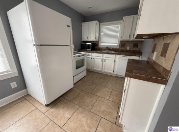 French Street, Elizabethtown, Kentucky 42701, ,1 BathroomBathrooms,For Sale,French Street,HK24004349