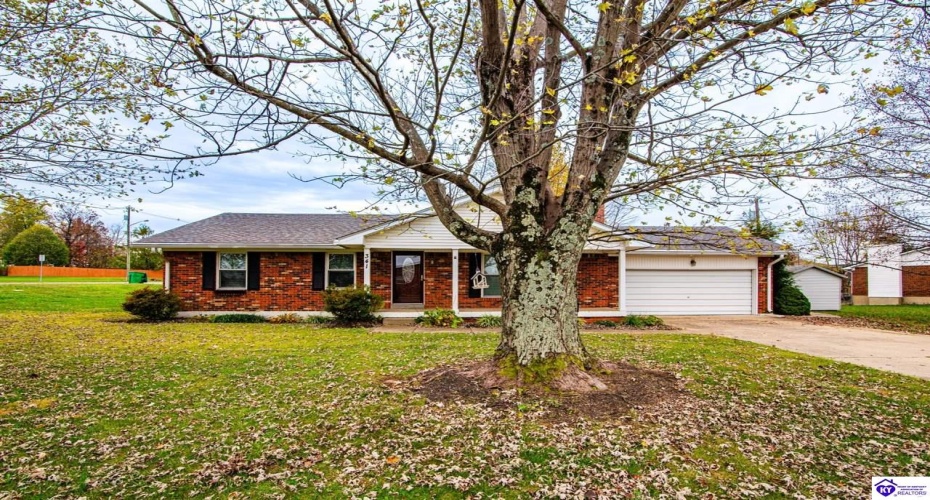 Madison Drive, Elizabethtown, Kentucky 42701, ,2 BathroomsBathrooms,For Sale,Madison Drive,HK24004350