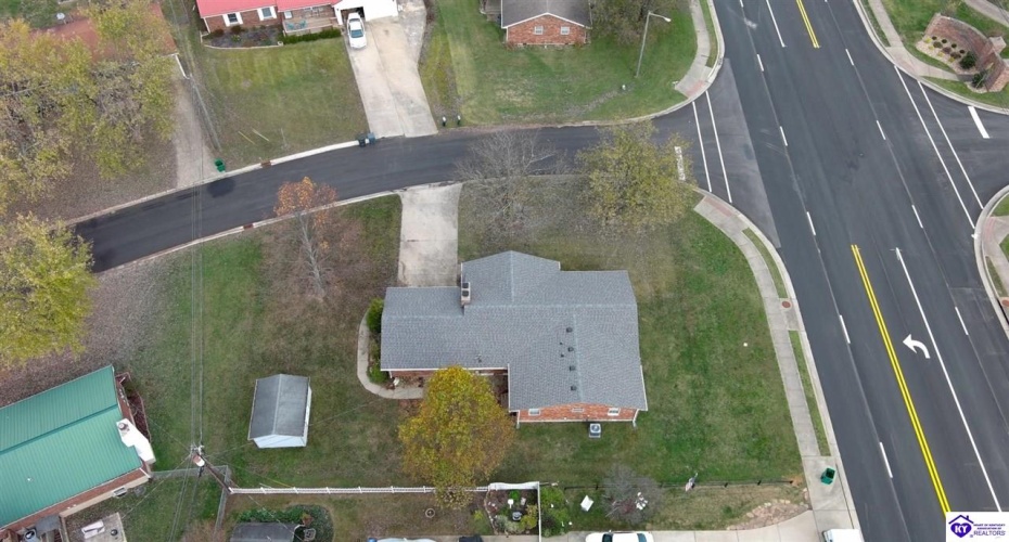 Madison Drive, Elizabethtown, Kentucky 42701, ,2 BathroomsBathrooms,For Sale,Madison Drive,HK24004350