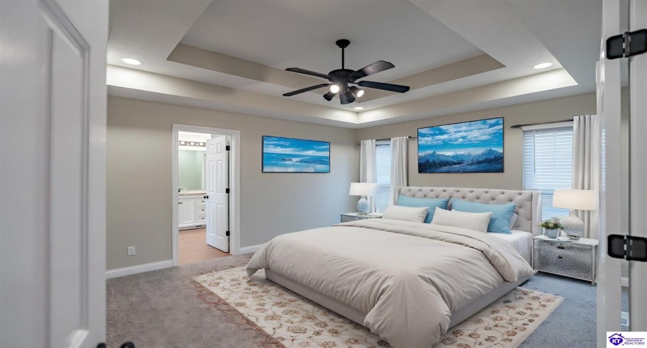 Oak Street, Elizabethtown, Kentucky 42701, ,3 BathroomsBathrooms,For Sale,Oak Street,HK24004351