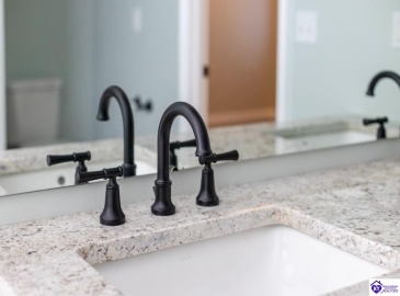 Oak Street, Elizabethtown, Kentucky 42701, ,4 BathroomsBathrooms,For Sale,Oak Street,HK24004352