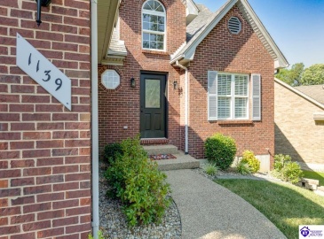 Oak Street, Elizabethtown, Kentucky 42701, ,4 BathroomsBathrooms,For Sale,Oak Street,HK24004352