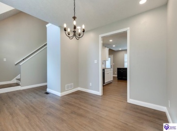 Oak Street, Elizabethtown, Kentucky 42701, ,4 BathroomsBathrooms,For Sale,Oak Street,HK24004352