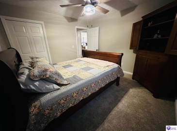 Cox Cemetery Rd, Campbellsville, Kentucky 42718, ,2 BathroomsBathrooms,For Sale,Cox Cemetery Rd,HK24004357