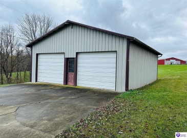 Cox Cemetery Rd, Campbellsville, Kentucky 42718, ,2 BathroomsBathrooms,For Sale,Cox Cemetery Rd,HK24004357