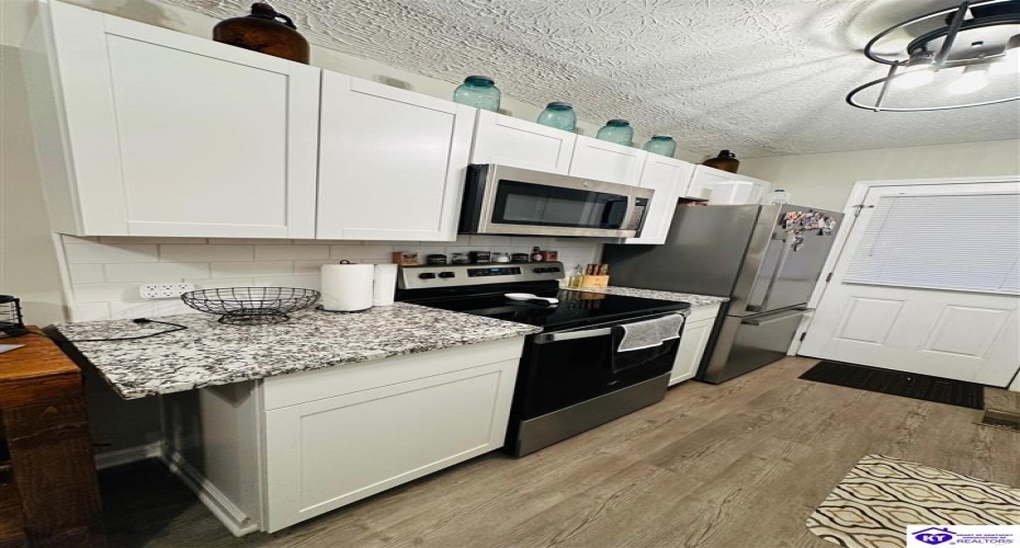 Cox Cemetery Rd, Campbellsville, Kentucky 42718, ,2 BathroomsBathrooms,For Sale,Cox Cemetery Rd,HK24004357