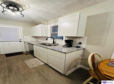 Cox Cemetery Rd, Campbellsville, Kentucky 42718, ,2 BathroomsBathrooms,For Sale,Cox Cemetery Rd,HK24004357