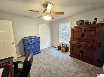 Sawgrass Avenue, Vine Grove, Kentucky 40175, ,3 BathroomsBathrooms,For Sale,Sawgrass Avenue,HK24002837