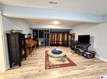 Sawgrass Avenue, Vine Grove, Kentucky 40175, ,3 BathroomsBathrooms,For Sale,Sawgrass Avenue,HK24002837