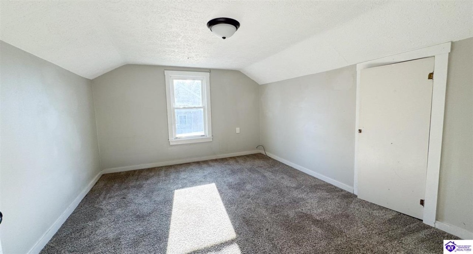 Bell Avenue, Campbellsville, Kentucky 42718, ,2 BathroomsBathrooms,For Sale,Bell Avenue,HK24003984